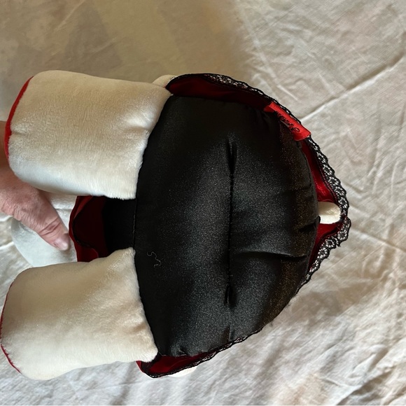 Hello Kitty Lotte Plush Toy with Red Bow “Hotel Jeju ” 2015 - Picture 10 of 10